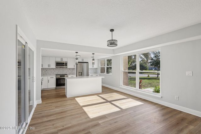 3431 WAVERLY DOCK Road, Jacksonville, FL 32223