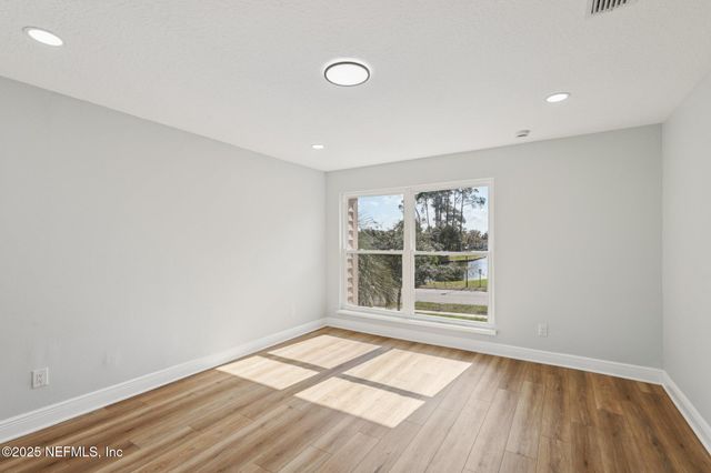 3431 WAVERLY DOCK Road, Jacksonville, FL 32223