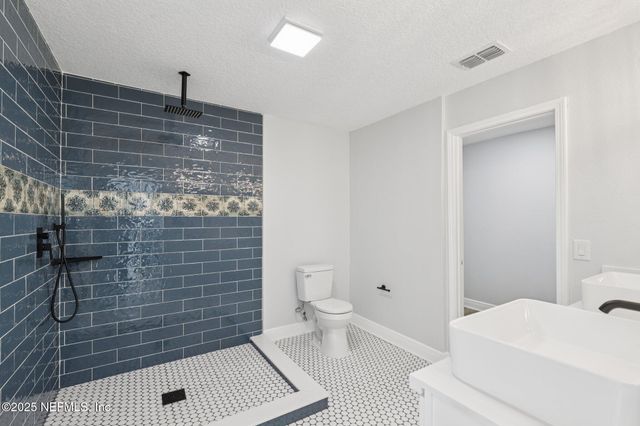 3431 WAVERLY DOCK Road, Jacksonville, FL 32223