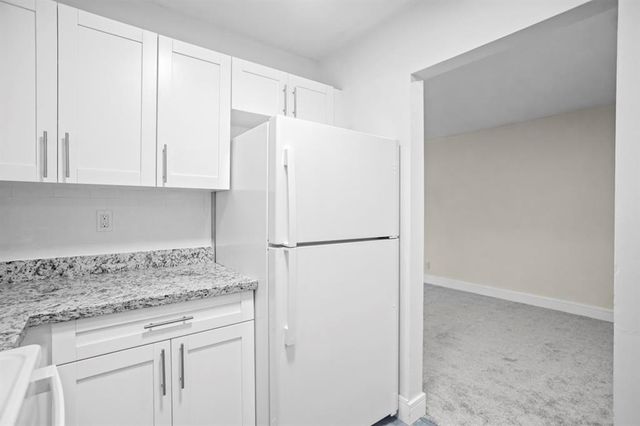 493 NW 43rd St 6, Fort Lauderdale, FL 33309