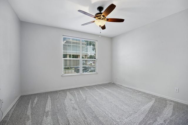 950 Henderson Street 1104, Fort Worth, TX 76102