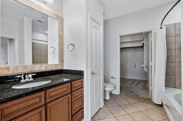 950 Henderson Street 1104, Fort Worth, TX 76102