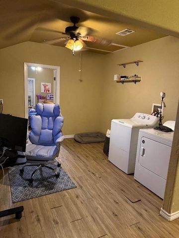 138 Shady Lane, West Columbia, TX 77486