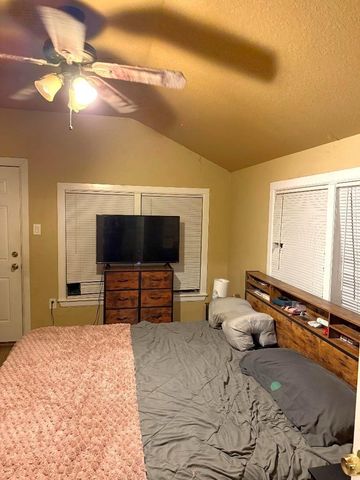 138 Shady Lane, West Columbia, TX 77486