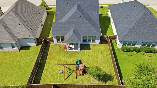 129 Chase Creek Drive, Lavon, TX 75166
