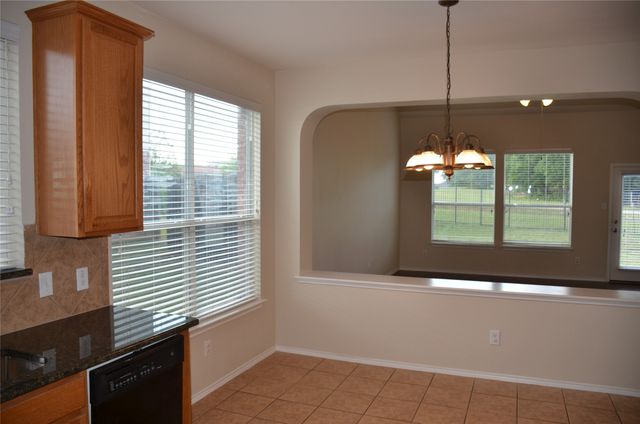 3305 Ocean Drive, Denton, TX 76210