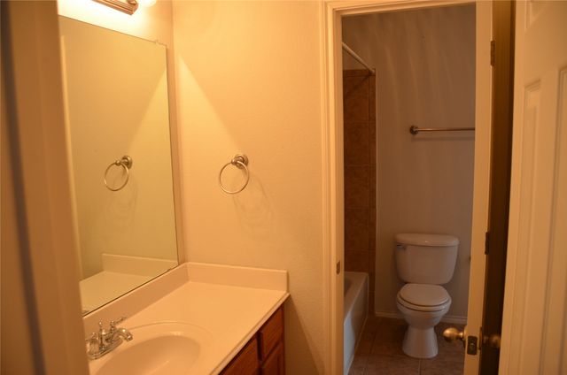 3305 Ocean Drive, Denton, TX 76210