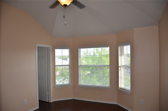 3305 Ocean Drive, Denton, TX 76210