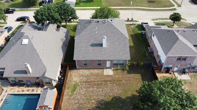 3305 Ocean Drive, Denton, TX 76210