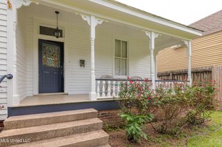 729 N Pearl Street, Natchez, MS 39120