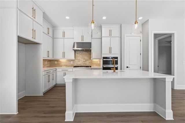 220 Vinca Circle NW, Kennesaw, GA 30144