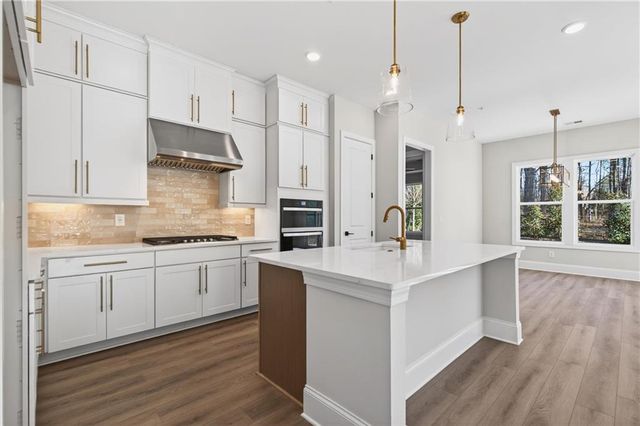 220 Vinca Circle NW, Kennesaw, GA 30144