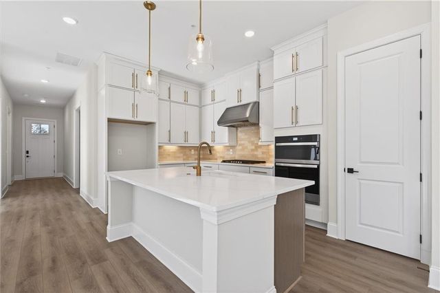 220 Vinca Circle NW, Kennesaw, GA 30144