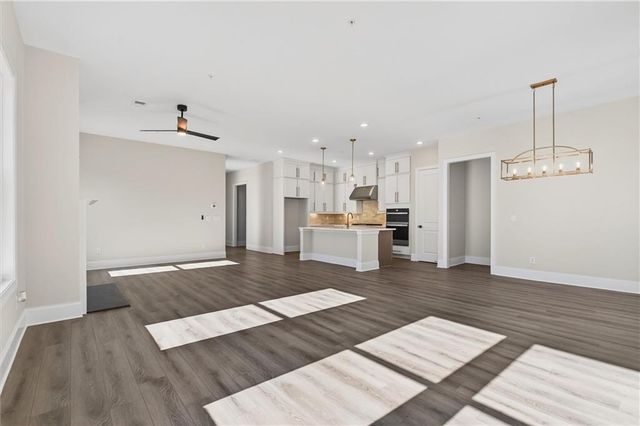 220 Vinca Circle NW, Kennesaw, GA 30144