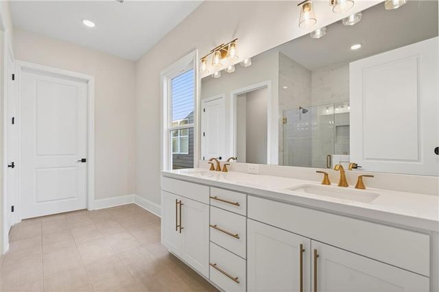220 Vinca Circle NW, Kennesaw, GA 30144