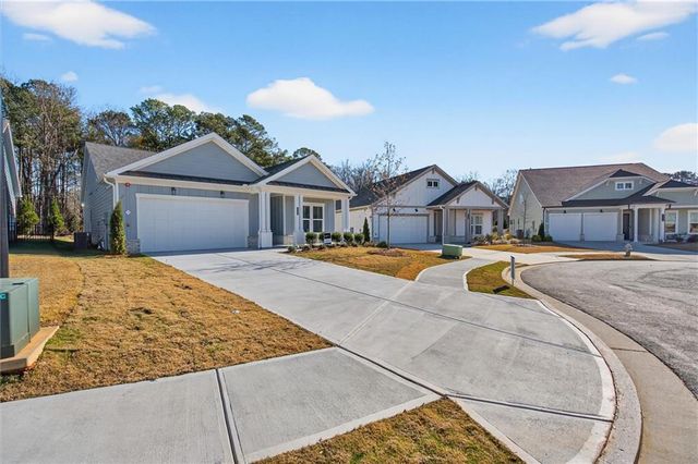 220 Vinca Circle NW, Kennesaw, GA 30144