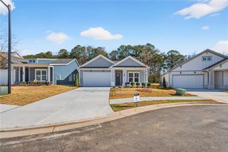 220 Vinca Circle NW, Kennesaw, GA 30144