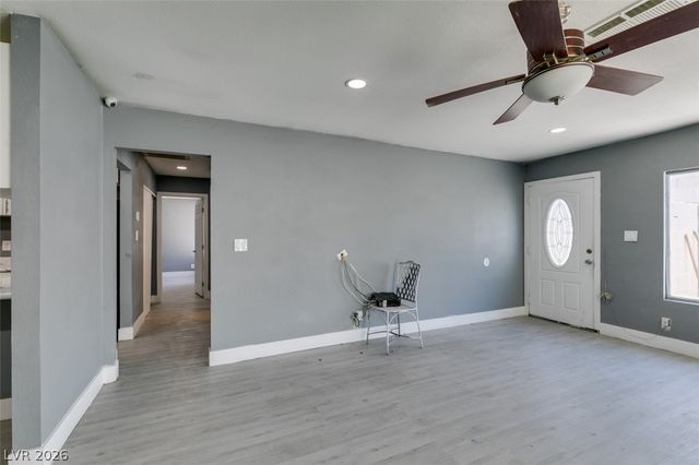 4562 Via San Rafael, Las Vegas, NV 89103