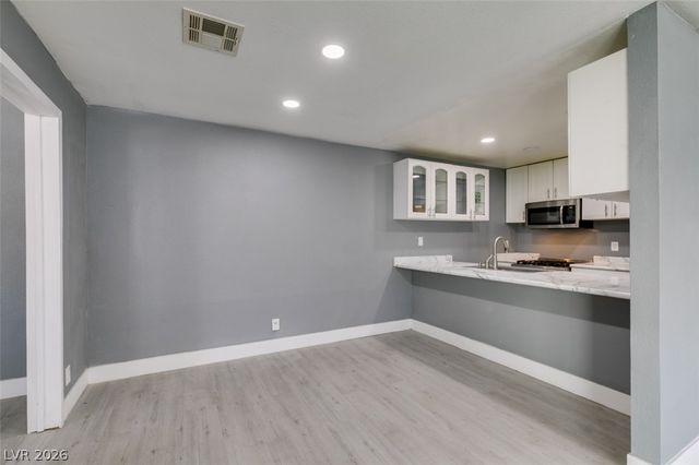 4562 Via San Rafael, Las Vegas, NV 89103