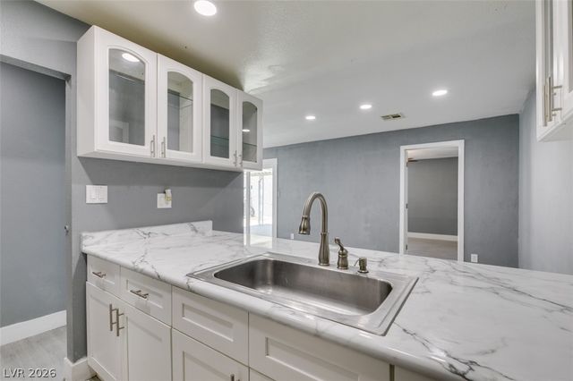 4562 Via San Rafael, Las Vegas, NV 89103