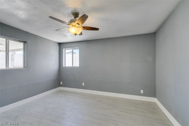 4562 Via San Rafael, Las Vegas, NV 89103