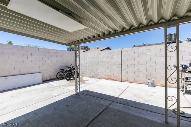 4562 Via San Rafael, Las Vegas, NV 89103