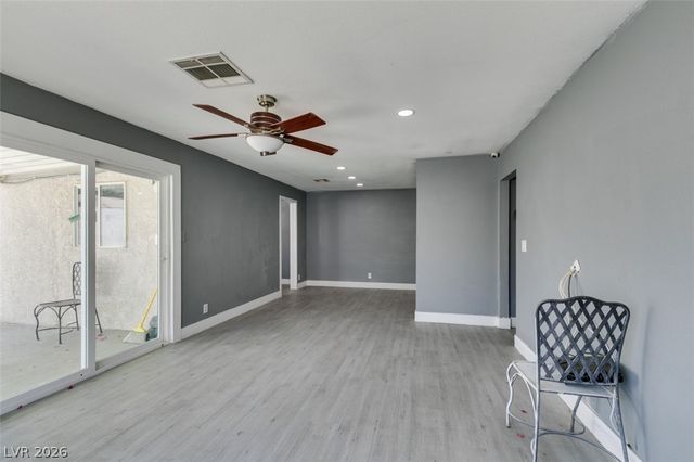 4562 Via San Rafael, Las Vegas, NV 89103