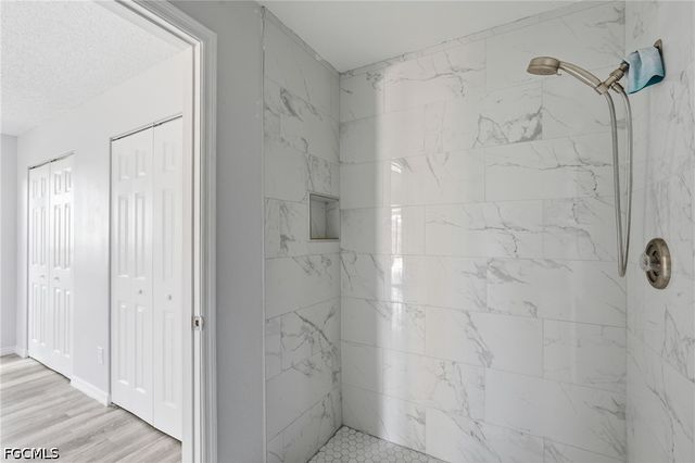 5563 Foxlake DR, North Fort Myers, FL 33917