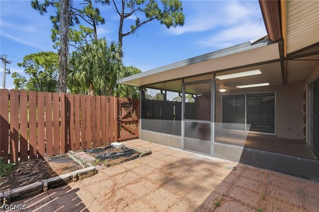5563 Foxlake DR, North Fort Myers, FL 33917