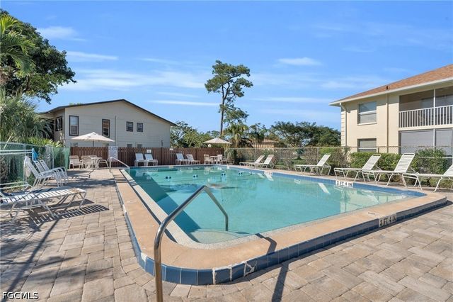 5563 Foxlake DR, North Fort Myers, FL 33917