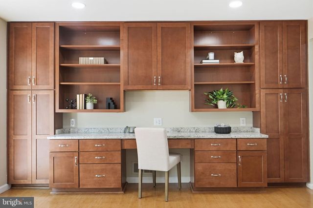 8008 INSPECTION HOUSE RD, Potomac, MD 20854