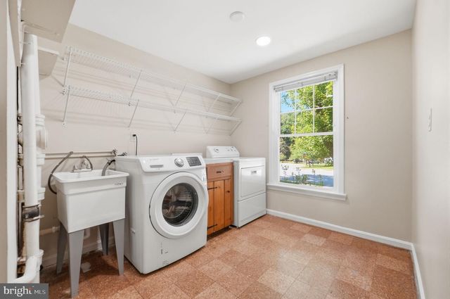 8008 INSPECTION HOUSE RD, Potomac, MD 20854