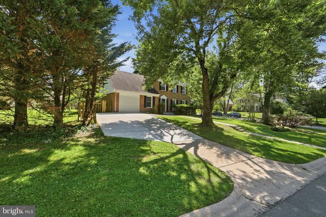 8008 INSPECTION HOUSE RD, Potomac, MD 20854
