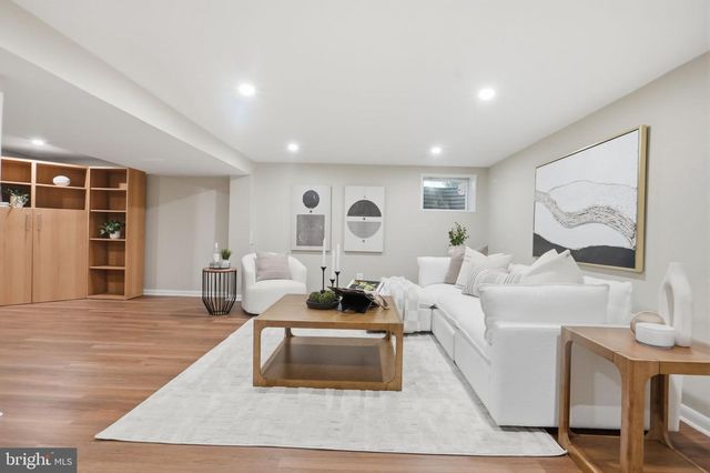 8008 INSPECTION HOUSE RD, Potomac, MD 20854