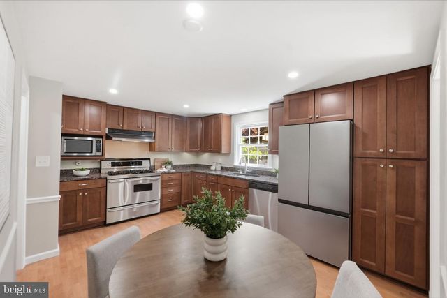 8008 INSPECTION HOUSE RD, Potomac, MD 20854