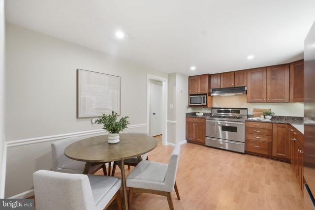 8008 INSPECTION HOUSE RD, Potomac, MD 20854