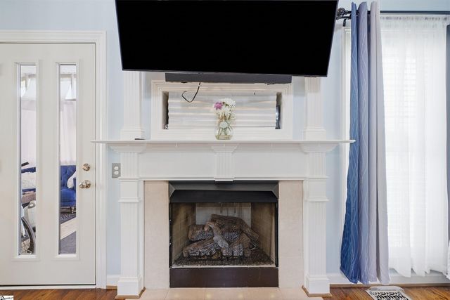 306 Whisper Walk Way, Fountain Inn, SC 29644