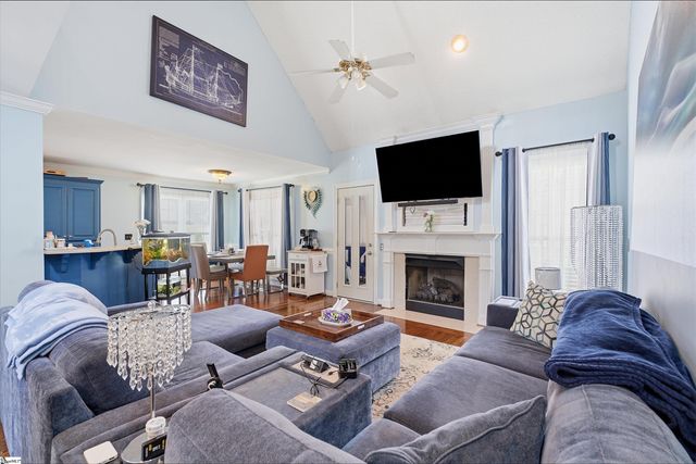 306 Whisper Walk Way, Fountain Inn, SC 29644