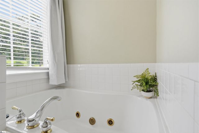 306 Whisper Walk Way, Fountain Inn, SC 29644