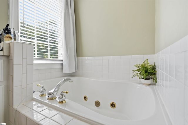 306 Whisper Walk Way, Fountain Inn, SC 29644