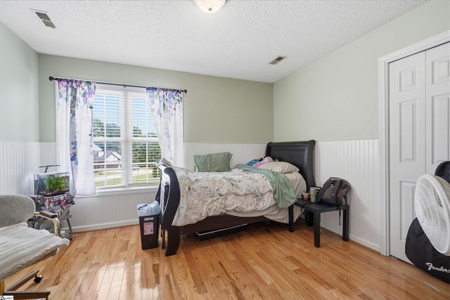 306 Whisper Walk Way, Fountain Inn, SC 29644