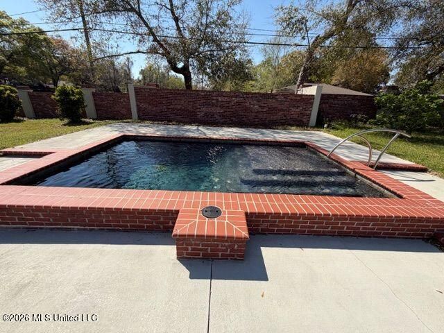 2062 Mauvilla Cove, Biloxi, MS 39531