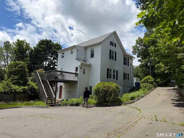 472 West Street, Bristol, CT 06010