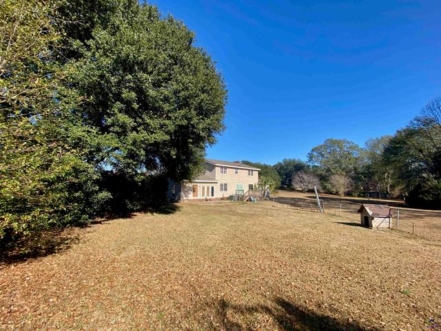 117 Laura Lane, Fort Valley, GA 31030