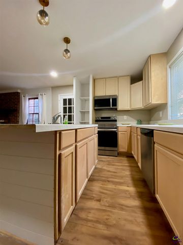 117 Laura Lane, Fort Valley, GA 31030