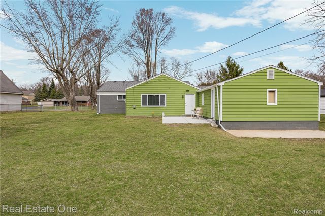 4913 Rioview Drive, Independence Charter Township, MI 48346