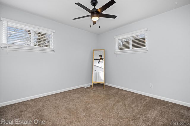 4913 Rioview Drive, Independence Charter Township, MI 48346