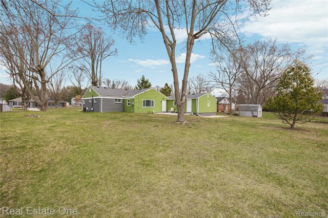 4913 Rioview Drive, Independence Charter Township, MI 48346