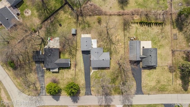 4913 Rioview Drive, Independence Charter Township, MI 48346