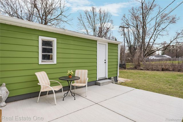 4913 Rioview Drive, Independence Charter Township, MI 48346